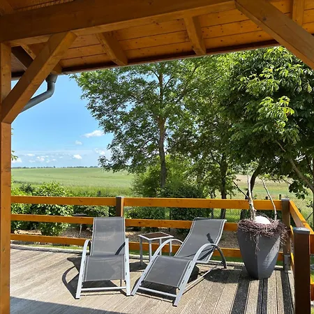 Naturcamp بيت للعطل